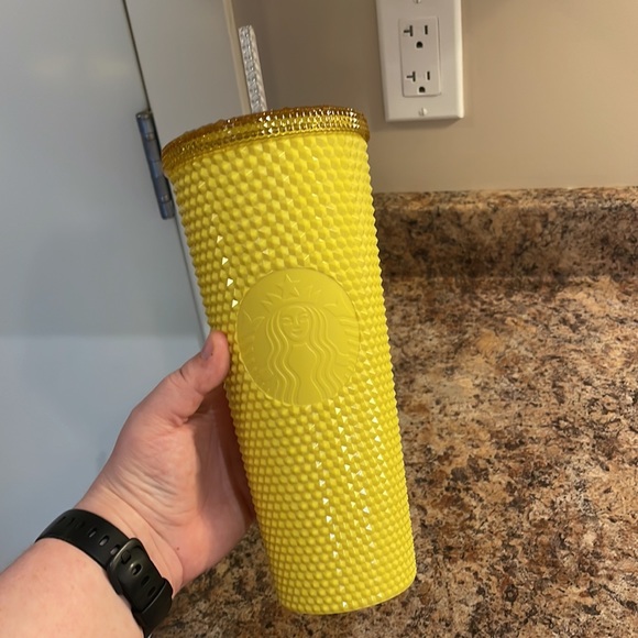 Starbucks Taiwan Yellow Gloss Venti Studded Tumbler - Picture 3 of 4